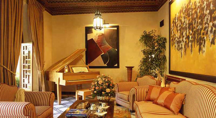 #htmlcaption Riad Al Moussika