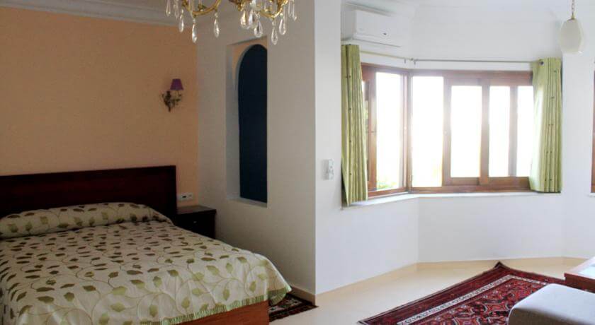 #htmlcaption Riad Dar Achaach
