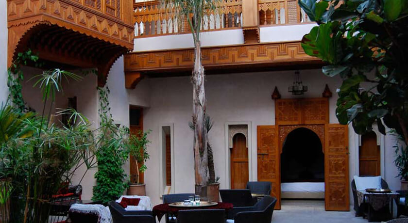 #htmlcaption Riad Flam