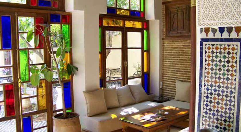 #htmlcaption Riad Salama