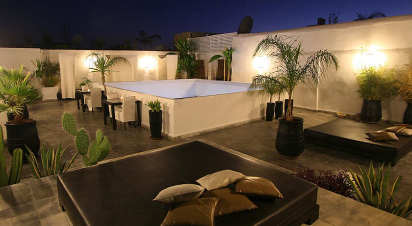 #htmlcaption Riad Villa Wenge